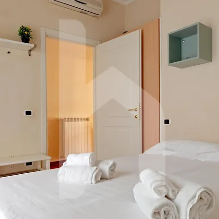 Homiday- Charm And Relax - Centro Storico Апартаменти *